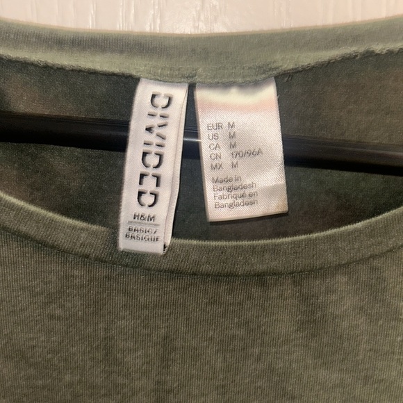 Green t shirt - Picture 2 of 3